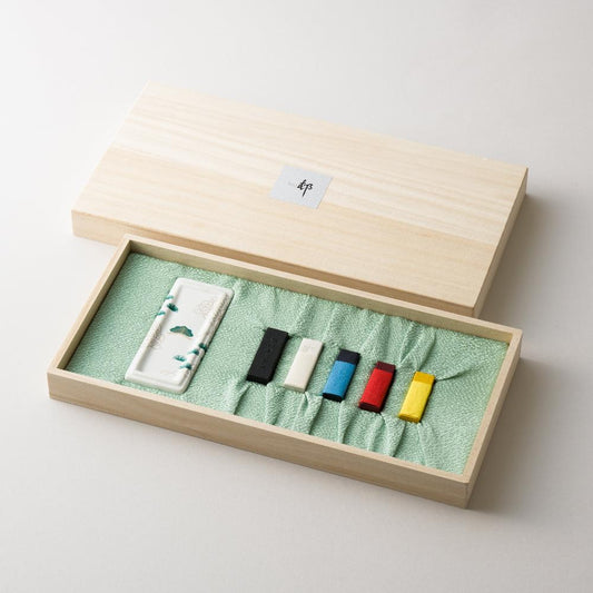 【KISHU & ARITA】Arita Porcelain suzuri (URA) comes with 1 KISHU SUMI & 4 SAIEMBOKU