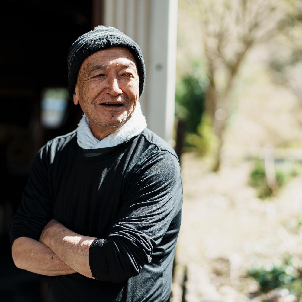 【KISHU & ARITA】 Arita Porcelain suzuri (OMOTE) - FUJISAN & 8 watercolor sumi ink sticks good for calligraphy and sumie painting