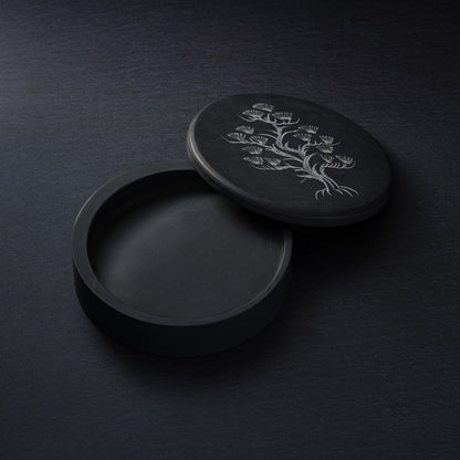 Ogatsu Suzuri by Masaru Yamazaki