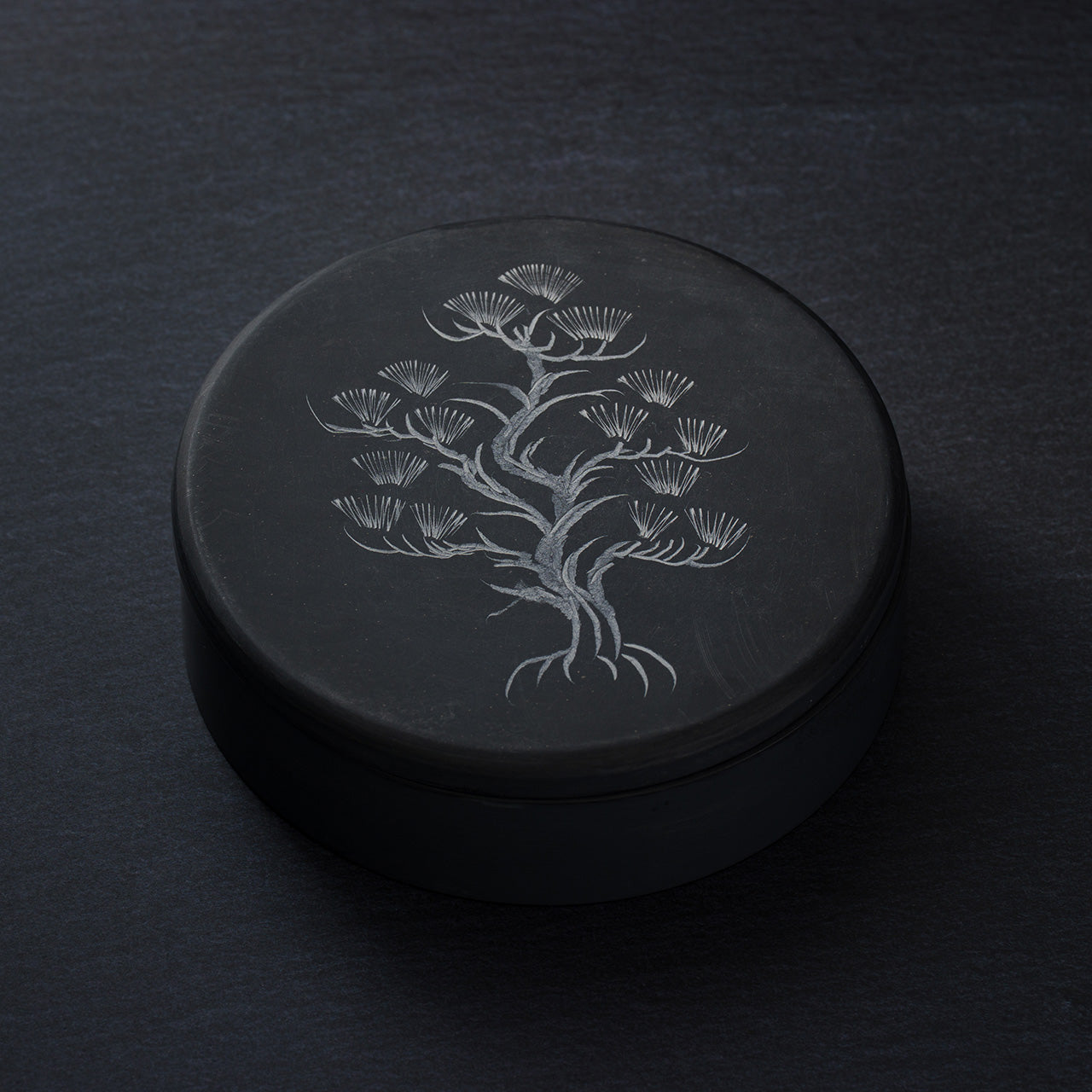 Ogatsu Suzuri by Masaru Yamazaki